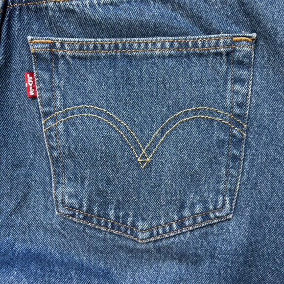 NWOT Levi's Women's 501 Original Straight Leg High Rise Jeans 29x32 - Picture 5 of 14